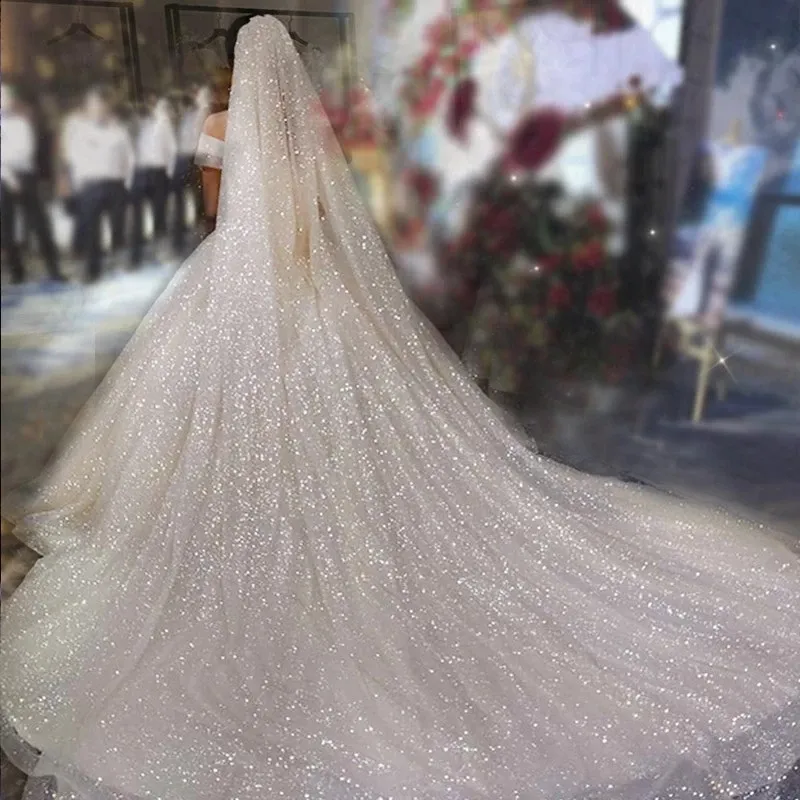 Luxury Cathedral Wedding Veil Bling Sequined Veils Soft Single Tier Veil With Comb Glitters Women Bridal Hair Accessories CL0705