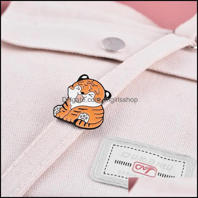 cartoon alloy little cute tiger brooch unisex  clothes animals lapel pins enamel buckle corsage badges backpack hat clothing brooches