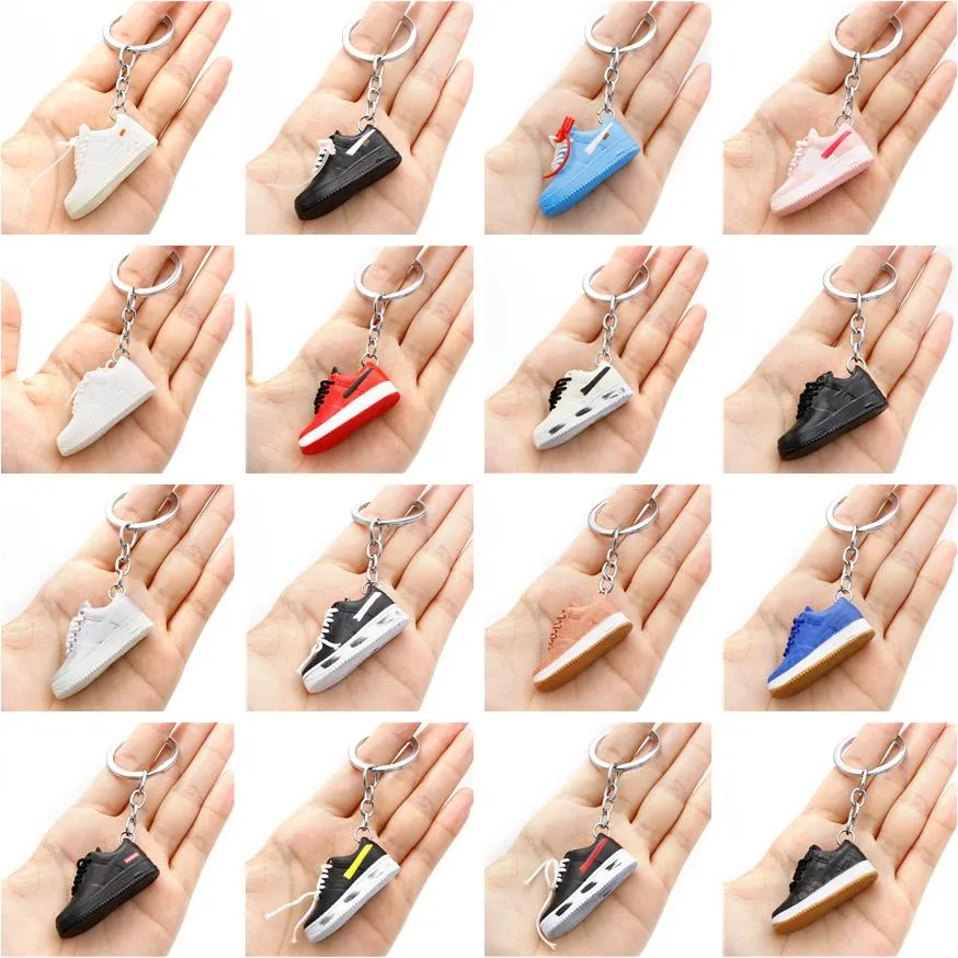 Classic Mini Basketball Shoe Keychain Stereoscopic Sneaker Key Chain Top Quality Sport Shoe Keyring Fashion Accessories