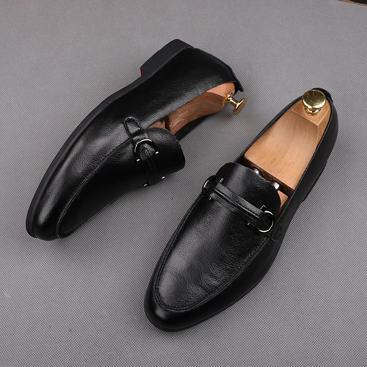 Zapatos de moda para hombre de estilo británico, vestido de fiesta de boda, zapatos de conducción sin cordones, zapatillas para fumar, mocasines transpirables