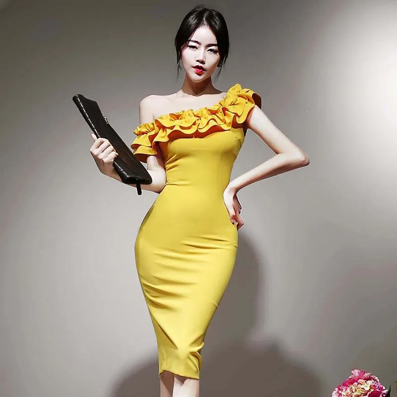 Casual Dresses Arrival Fashion Off Shoulder Yellow Party Dress Women Elegant Summer Sexy One Ruffle Temperament Slim Pencil DressCasual