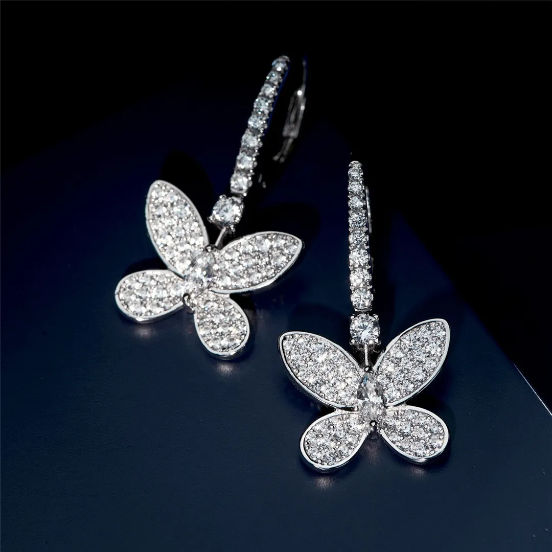 Boucles d'oreilles de papillon de luxe Fashion Solid S925 Boucles d'oreilles en argent Full Diamond Boucles d'oreilles en trois dimensions pour femmes