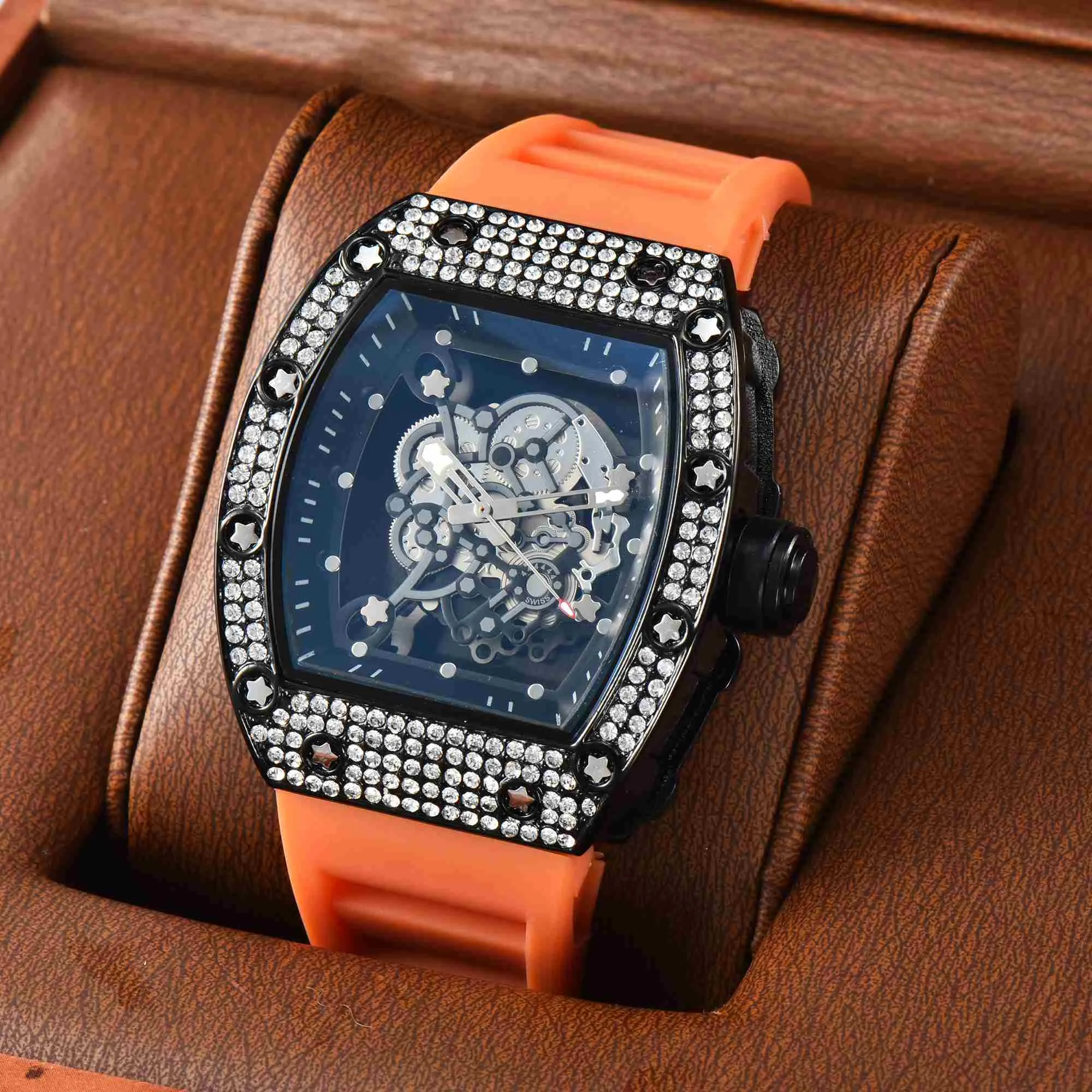 New Men s Watch Casual Sports Watches Stylish dial design Dirt resistant silicone strap quartz watches 2022 lu179i