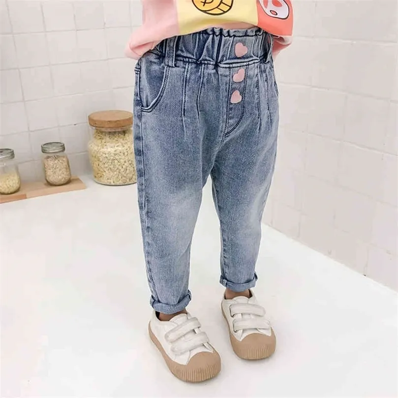 Jeans per ragazze Motivo a cuore Jeans per bambina Jeans primavera autunno Jeans per bambini Stile casual Abbigliamento per bambini 210412