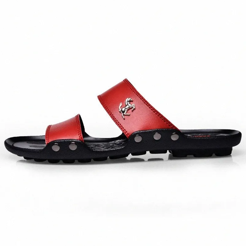 Sommarskor Sandal Högkvalitativa män Slip på läderstrand Mens Tofflor Plattform Svart Man Gummi Sandaler Skor C52C #