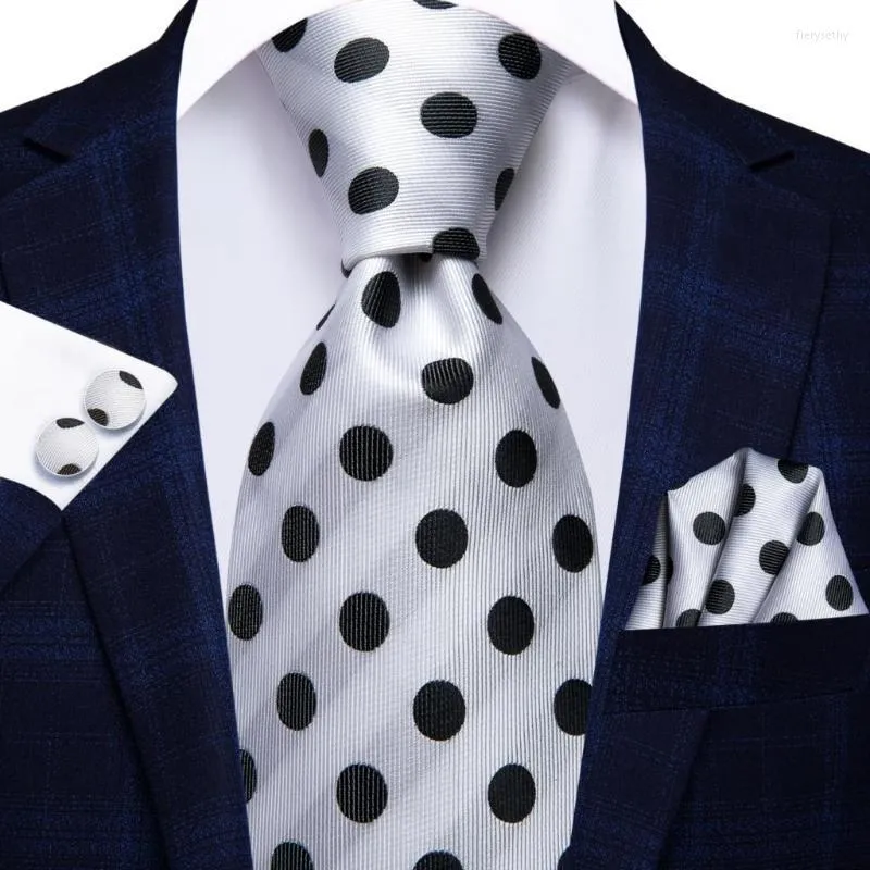 Papillon Hi-Tie Bianco Nero Dot Novità Cravatta da sposa in seta per uomo Handky Gemello Regalo Cravatta da uomo Fashion Business Party Dropshiping Fier22