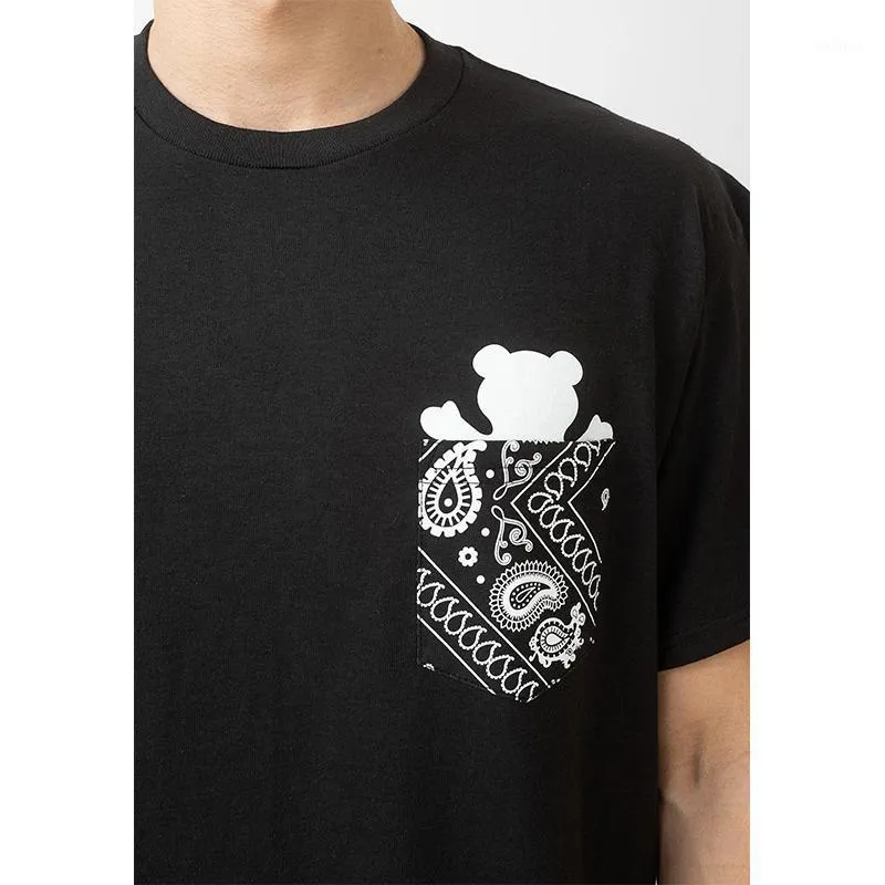 T-shirts van heren Bandana Pocket Cartoon Bear Gedrukt T-shirt voor Mannen Grappige Fashion Casual Black Tee 2022