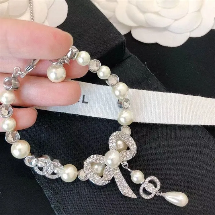 Charm Bracelet Classic Fashion Pearl Bracelet Ladies Exquisite High Quality Memorial Gift Luxury Jewelry0