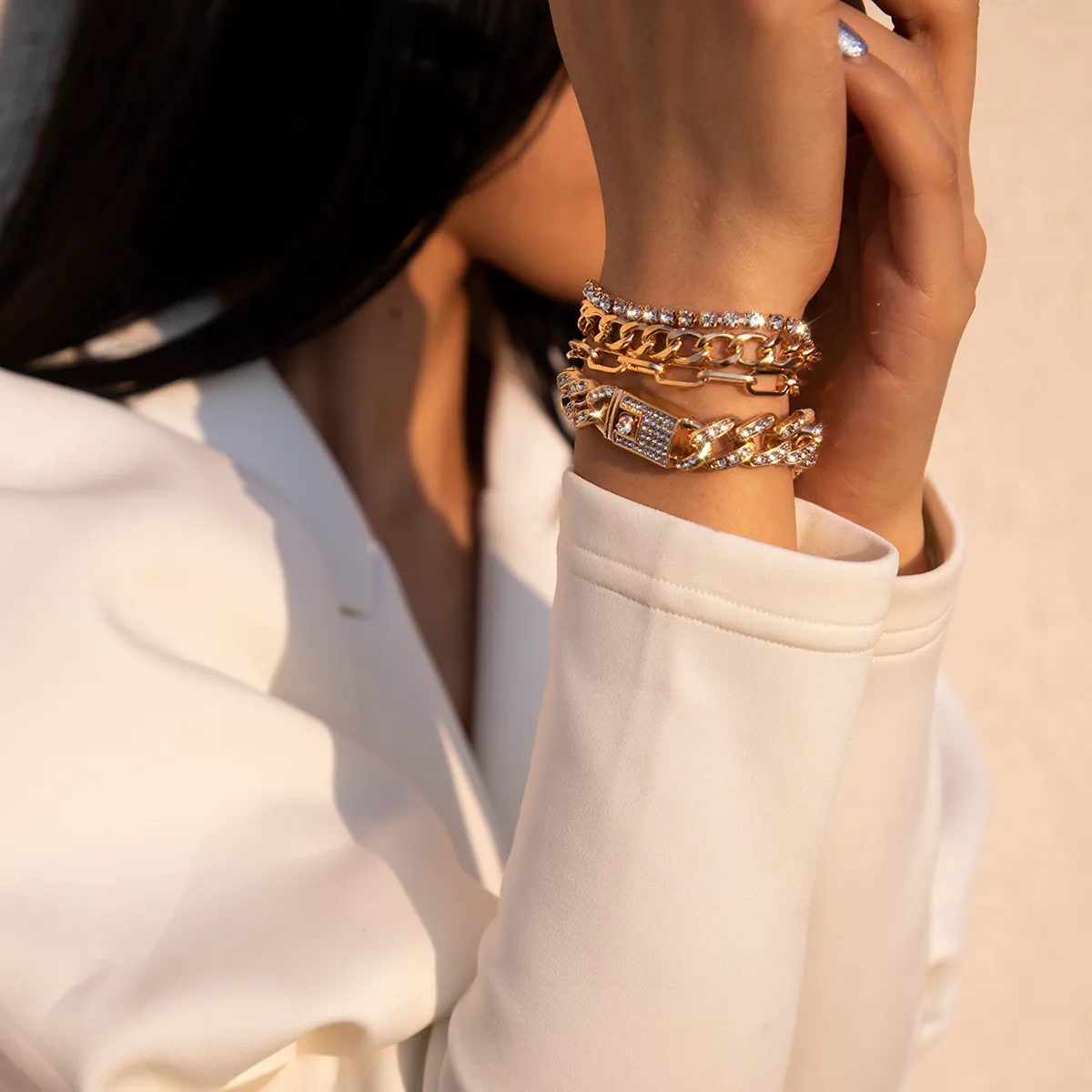 Bracelet Chaîne De Main Doré Avec Cristaux – Réglable, Étanche, Pour Femme, Toutes Occasions - 3