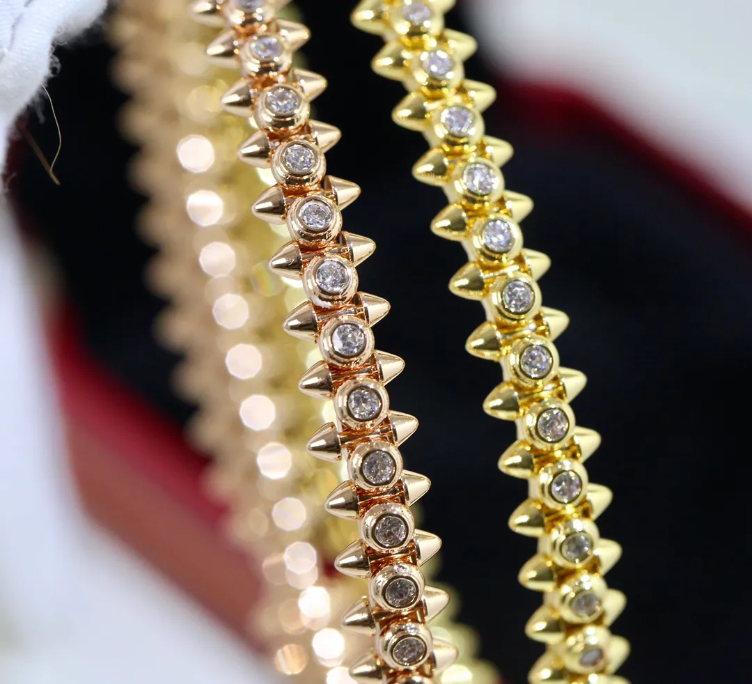 serie clash bangle serie placcatura in oro 18 K ADITA non sbiadisce mai con scatola replica ufficiale bracciale paio di gioielli retrò di marca di lusso di alta qualità