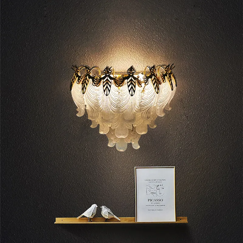 Lampada da parete in cristallo a LED di lusso per corridoio della camera da letto Sala da pranzo Lampade da soggiorno Decorazione Lampada da interno per la casa