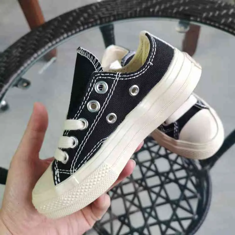 2022 Infant Designer Fashion Chaussures pour enfants Baskets de course Low High Top Skate BigEye Parent Vendant tout-petit enfant garçons filles Casual grand enfant