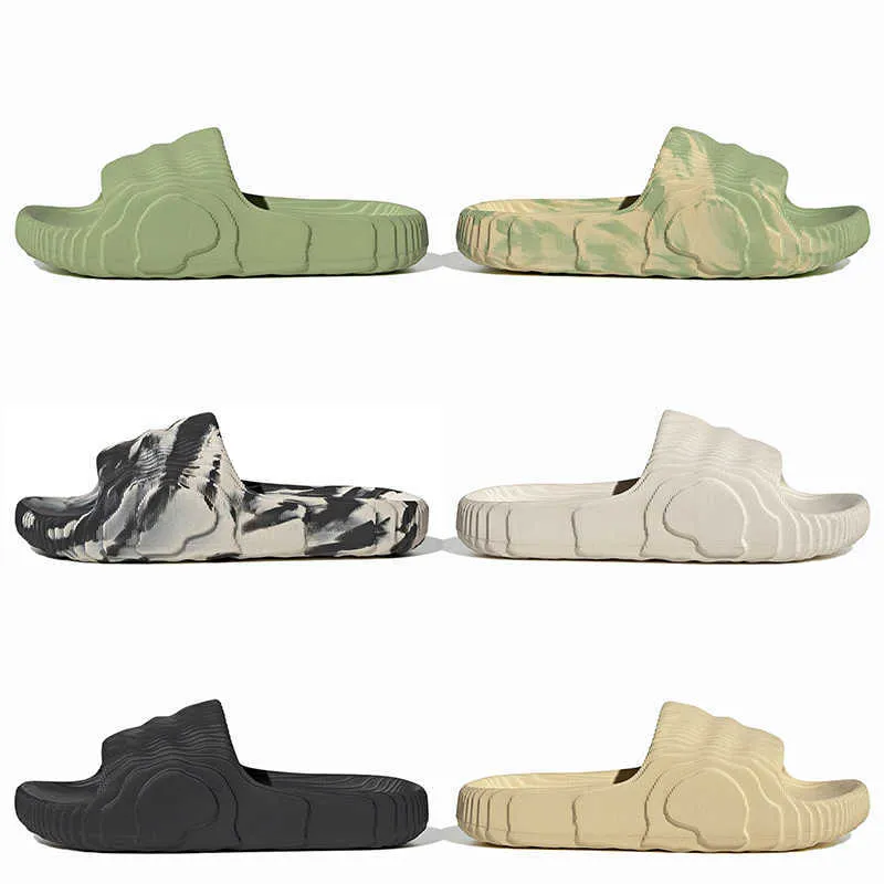 2022 com meias Adilette 22 Slides plataformas de plataforma para mulheres homens magic e deserto areia preta cinza enflame laranja onyx sandálias externas