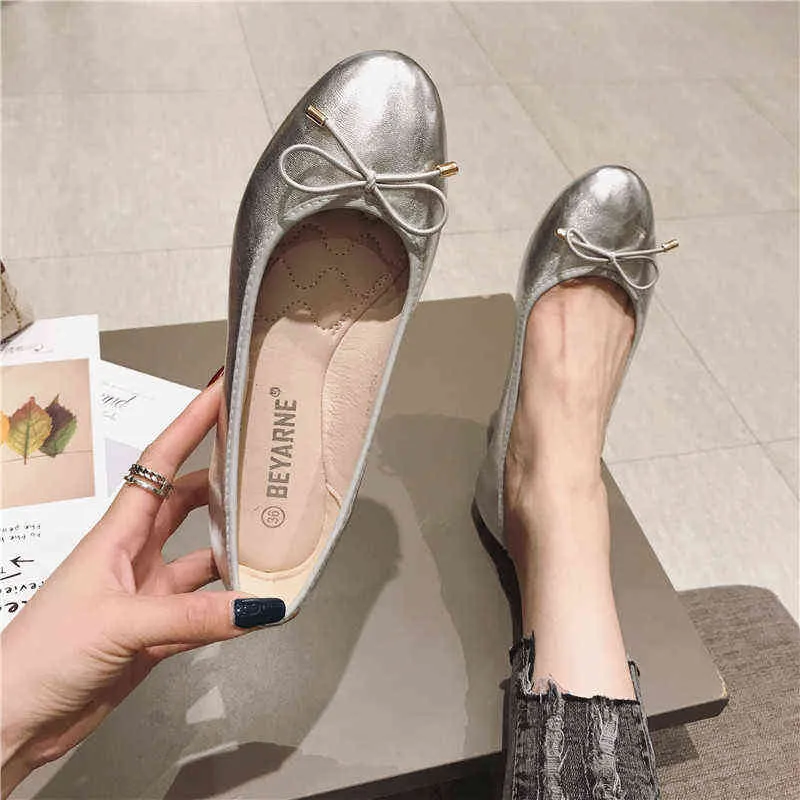 Women Ballet Flat Shoes Round Toe Bow Silver Gold Flats Bowknot Slip on Loafers Lazy Casual Shoes Plus Large Size 41 Waterproof Y220427