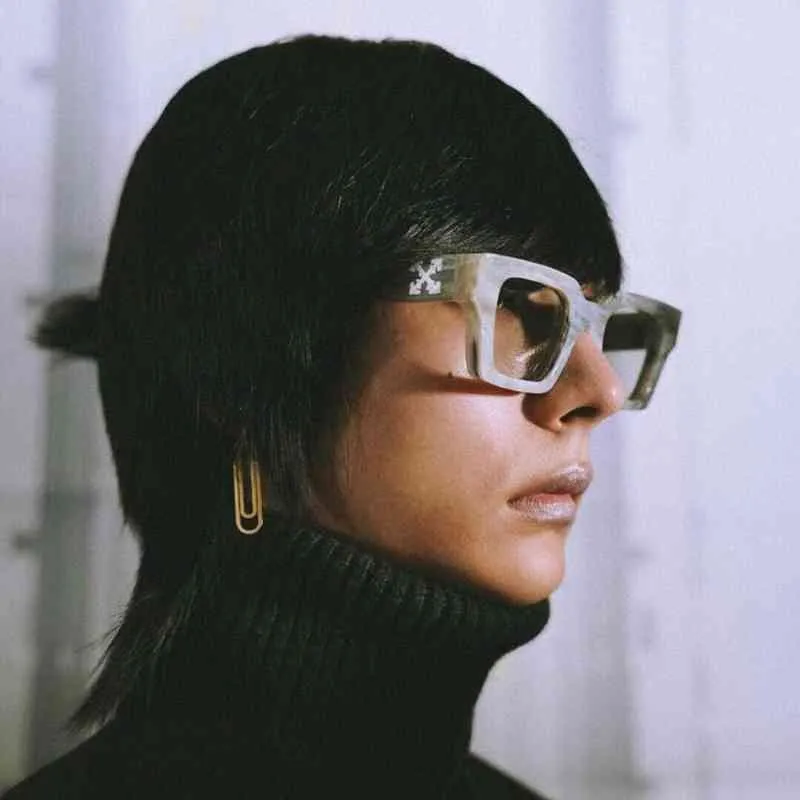 クラシカルファッション 22新しい60 Off02トレンドセッターホワイトサングラスメンズオウボックス同じ女性と黒のデザイナーサングラスuv400高品質のメングラス022 保証商品 Www Corehta Com