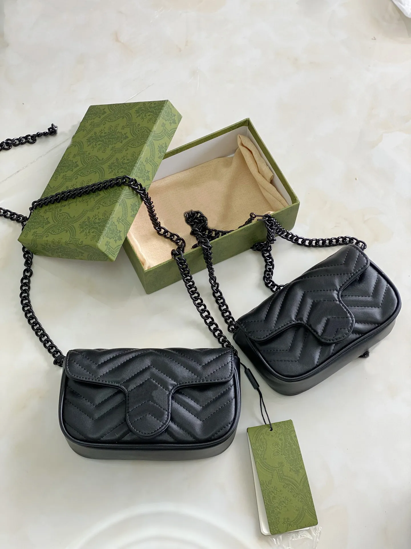 TZ Women's Black Marmont Collection Bagna V-Quilting con Effetto ceramico Design Design Borse Designer Lussuose Borse da design 18/16,5 cm