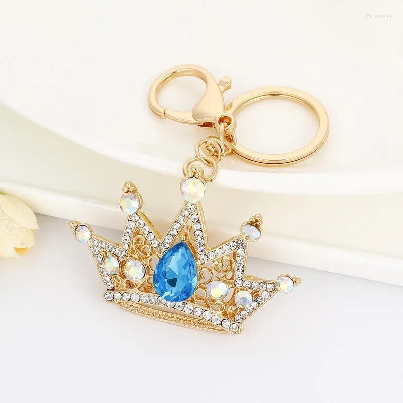 Keychains Creative Crystal Crown Keychain Fashion Metal Diamond Rhinestone Pendant Trend Bag Ornament Jewelry Gift Accessories Miri22