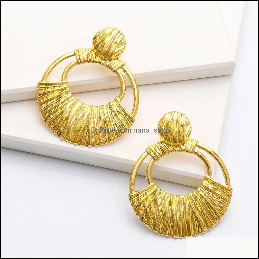 Exaggerated Hollow Out Gold Metal Drop Earrings High Quality Statement Luxury Dangle Earing for Women Jewelry Accessory