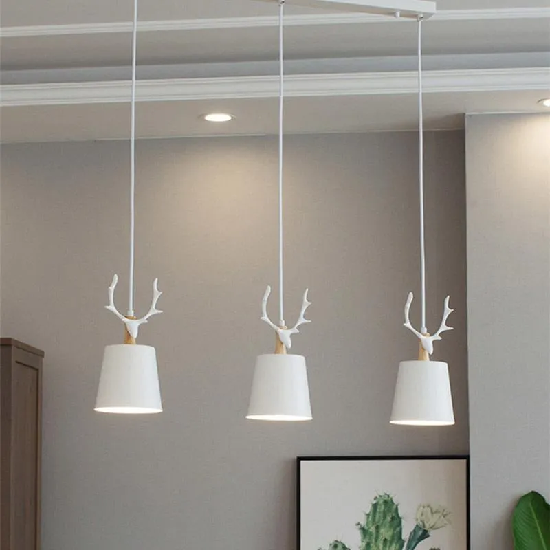 Pendant Lamps Nordic Modern Creative Lights Bedroom Warm Cute Lamp Restaurant Bar Decor Hanging Light Deer Black White 3LightsPendant