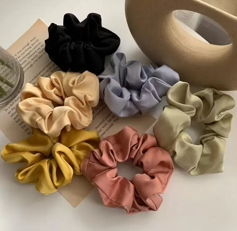 Scrunchies anello fascia per capelli elasticizzata tinta unita elastico bolla sport danza seta morbida e affascinante fascia per capelli porta coda di cavallo