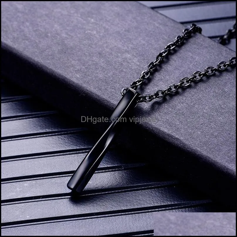 creative twisted titanium steel geometric decoration men`s accessories clavicle chain