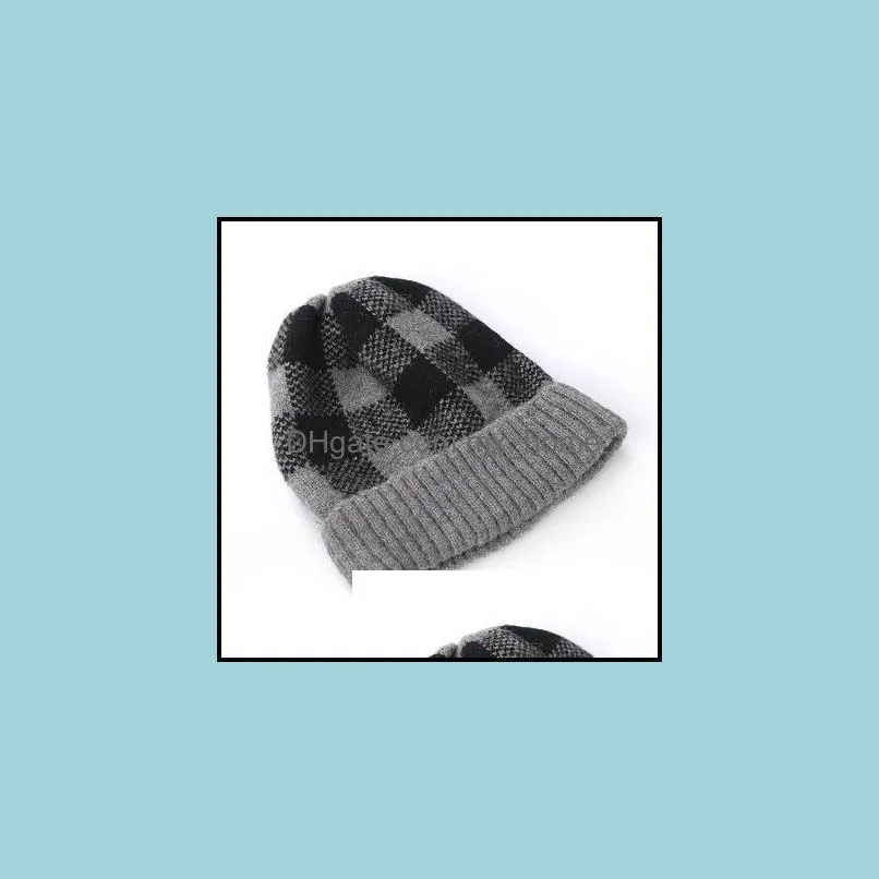 Women`s Knitted Hats Autumn And Winter Family Warm Hats Korean Warm Colors Plaid Stripes To keep Warm EEA209