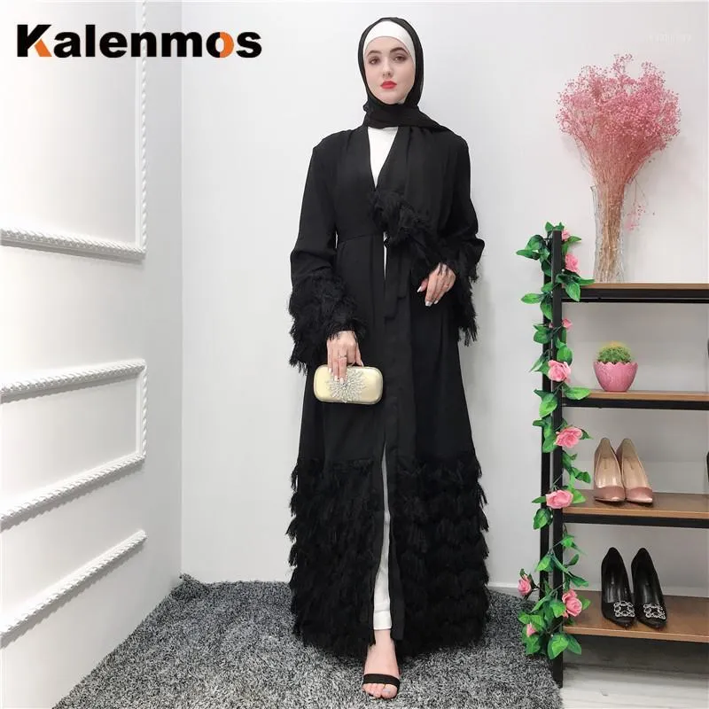 Dubaï ouvert Abaya musulman Hijab robe femmes à lacets en peluche gland Kimono Jubah Caftan vêtements islamiques Caftan Musulman longue Robe robes décontractées