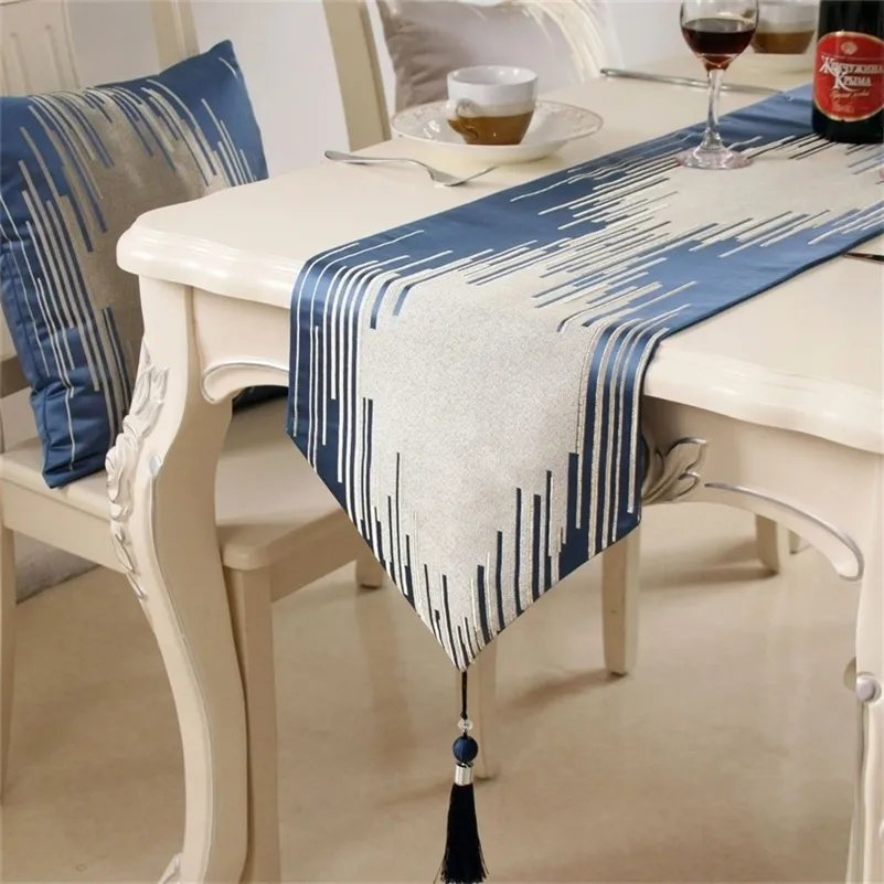 ヨーロッパのテーブルランナーウェディングパーティーのための化学者テーブルCamino Mesa Tafelloper Geometric Cloth Bedding 220615
