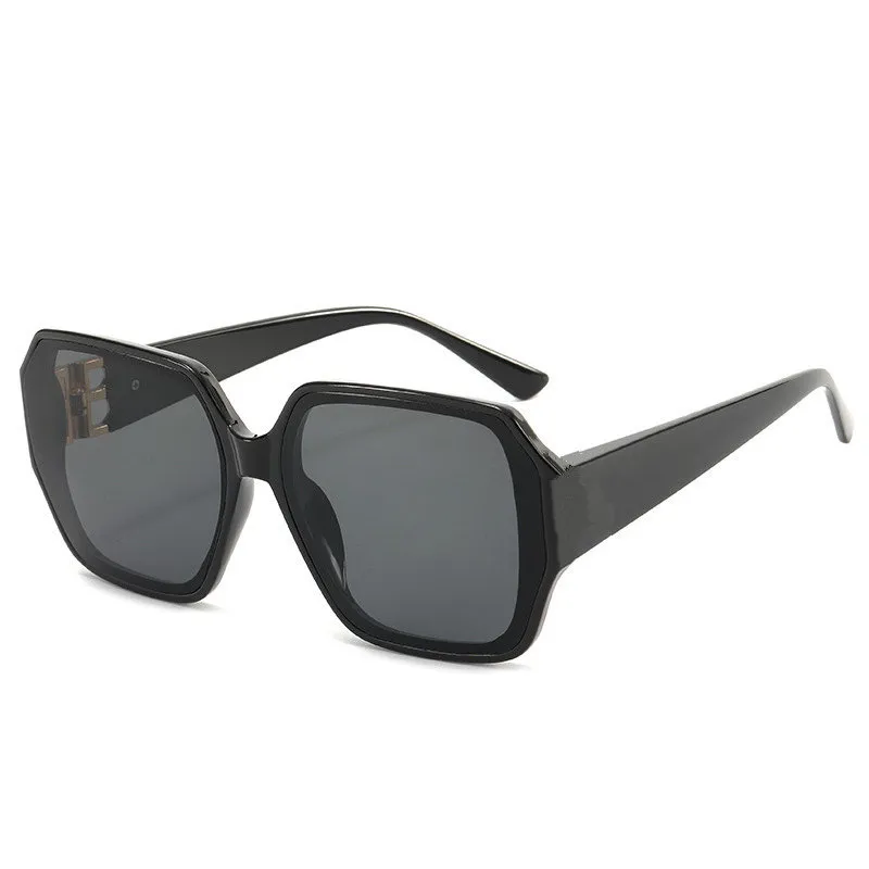 أزياء رجالي نظارات المرأة UV400 حماية نظارات الشمس للرجال النساء adumbral في 7 ألوان S8321