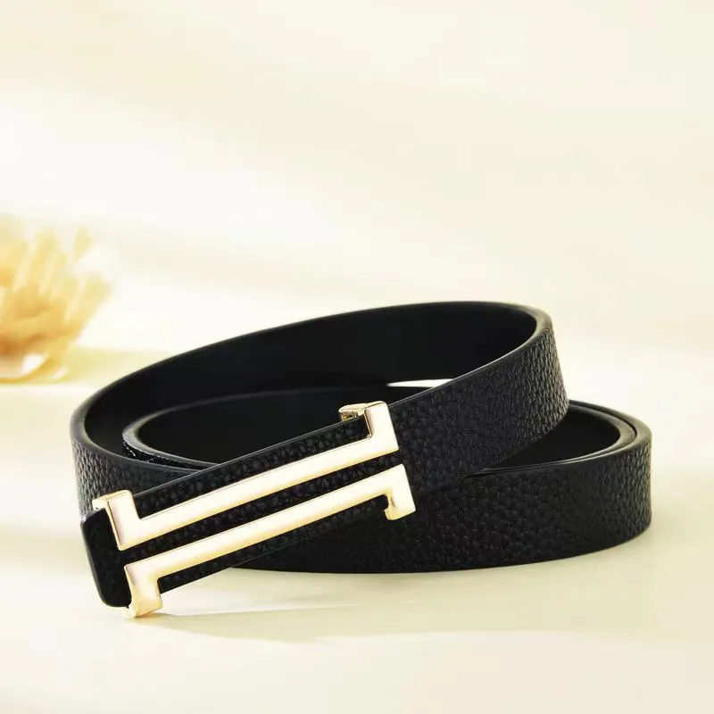 Luxurys Deingers Treall-Match Letter Belt Leisure Business Casual com Modelo de casal Retro decoração Burola de fivela simples Versátil muito bom