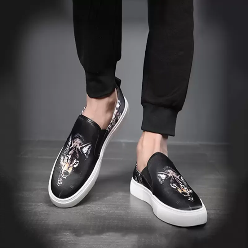 Neue Trendsetter Tier Wolf Muster Kausalen Leinwand Wohnungen Plateauschuhe Für Männer Loafer Rock Punk Sport Walking Turnschuhe