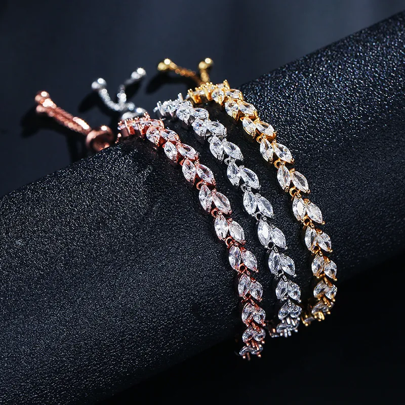 Clear Cr Crystal Leaf Charm Cubic Zirkonia Regulowane łańcuch Bracelet dla kobiet 18K Gold Trendy Bride Biżuteria