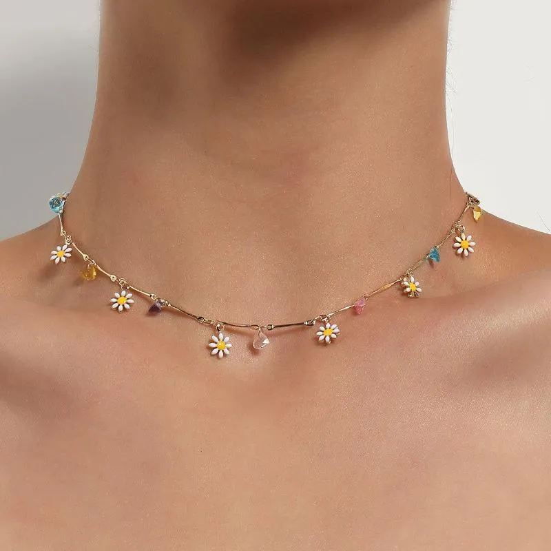 Kettingen Korea Mooie Daisy Flowers Kleurrijke kralen Charme Verklaring Korte Choker ketting voor vrouwen Vakantie Jewelrychains