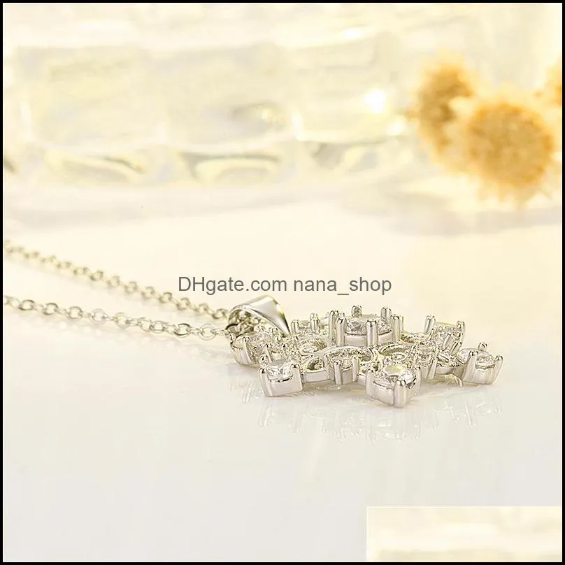 snowflakes necklace with crystal cz stone for women girls popular snowflake shining crystal necklace rhinestone snow pendants nanashop