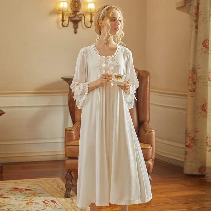 Women's Sleepwear Victorian White Night Dress Women Plus Size Nightie Sweet Long Peignoir Robe Vintage Nightgowns Court Style Princess Sleep