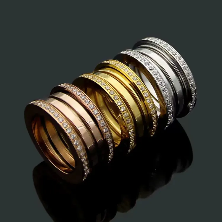 10 мм шириной 316 л титанового стального обручальное кольцо для мужчин женщин Классический роскошный весенний дизайн кристаллические кольца высококачественные гальванические кольца 18 тыс. Золотого золота