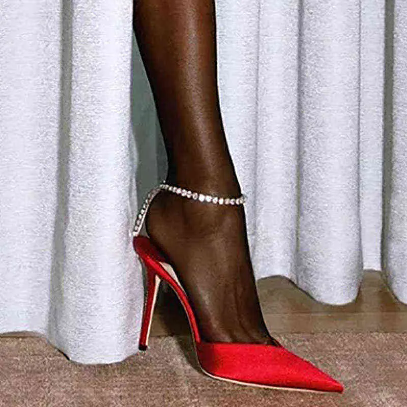 Nuovo europeo punta a punta stiletto strass tacchi alti baotou raso super sandali francese rosso pompe da donna 220520
