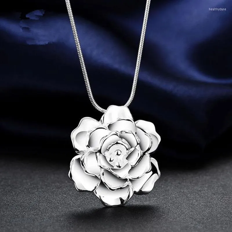 Chaînes timbre collier en argent pour femmes bijoux 18 pouces belles fleurs en fleurs pendentif mode cadeaux de noël chaînes de mariage Heal22