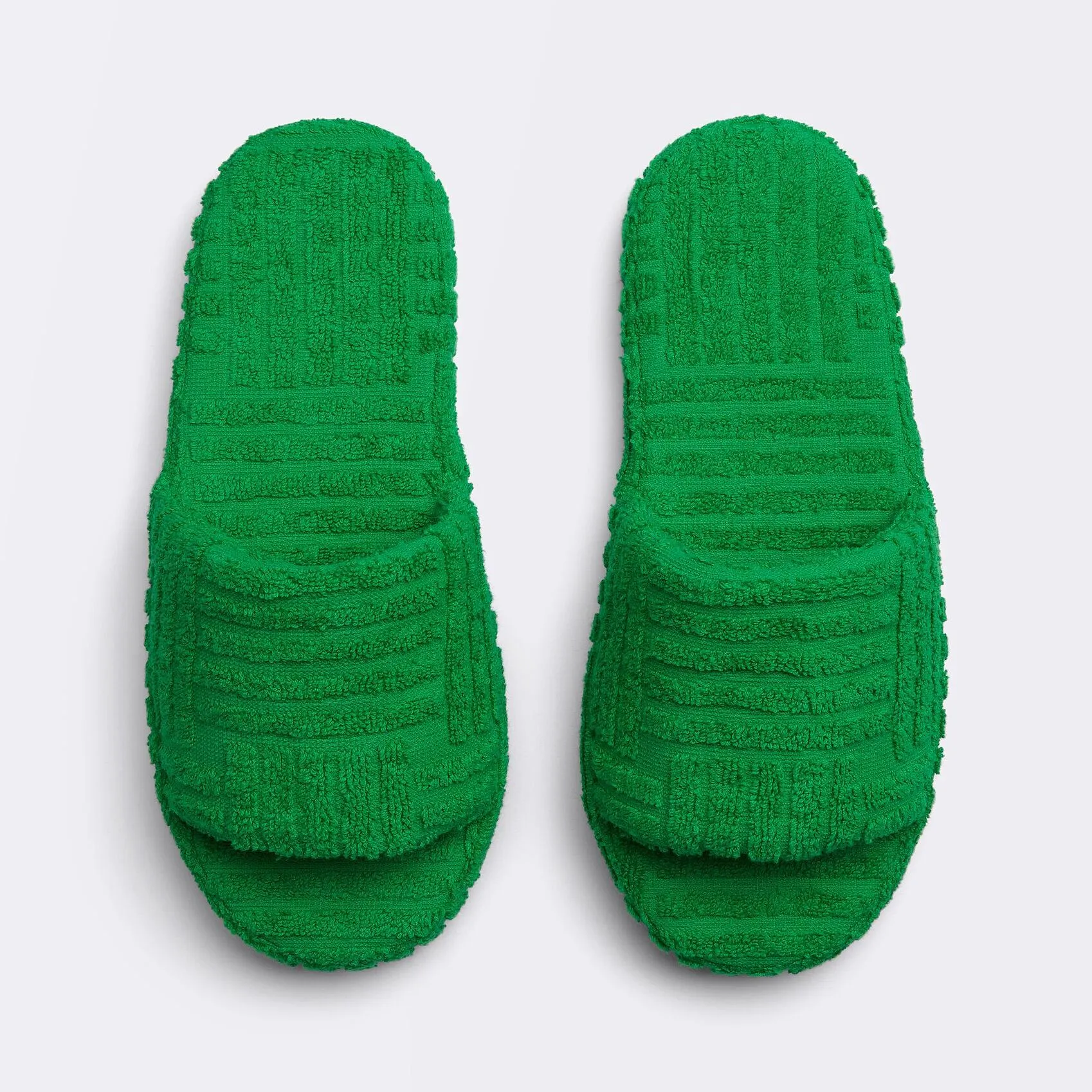 OA032 tofflor Sandaler Kvinnor Designer Slides tyg gummipäls bomullsulig gräsgrön tjock botten toffel kil fluffig resort svamp skjutreglage sandal storlek 35-41