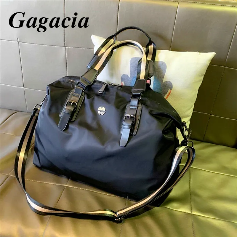 Gagacia женская сумка для путешествий женщин для женщины нейлона сумочка черная женская большая емкость сумки для хранения моды мода ночной выходник сумка 220325