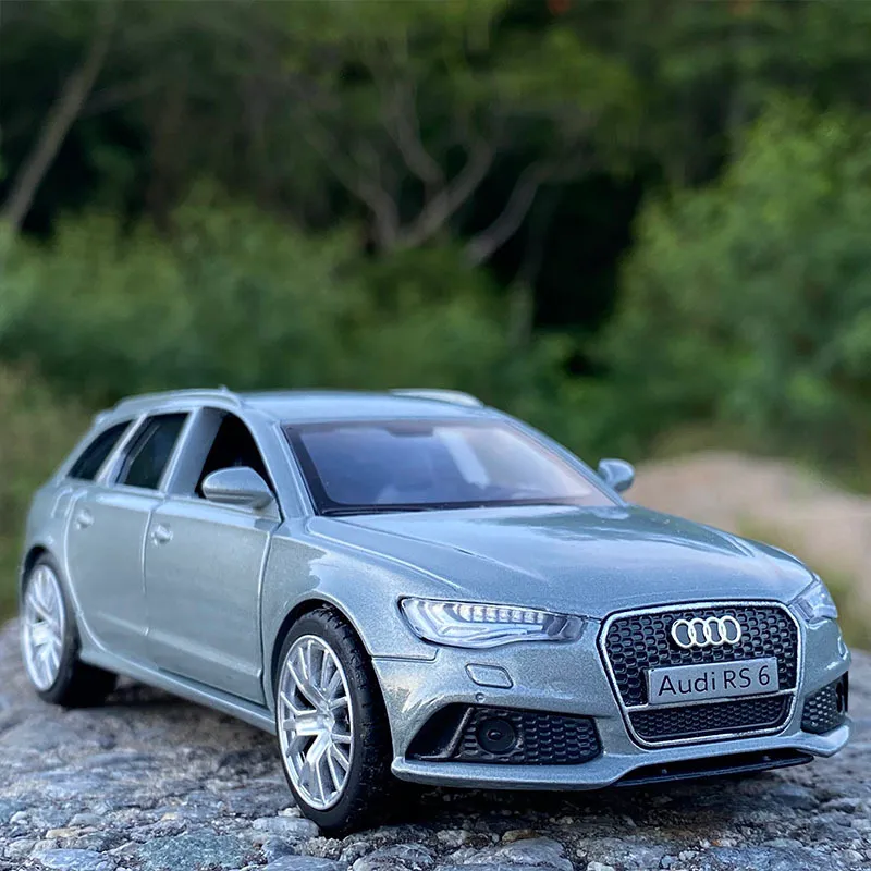 1:32 Audi RS6 Avant Alloy Station Wagon Car Model Diecasts Metal Toy Sports  Car Model Simulation Sound And Light Childrens Gifts