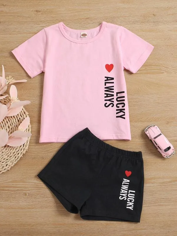 T-shirt et short graphique avec lettres en forme de cœur pour petites filles, SHE