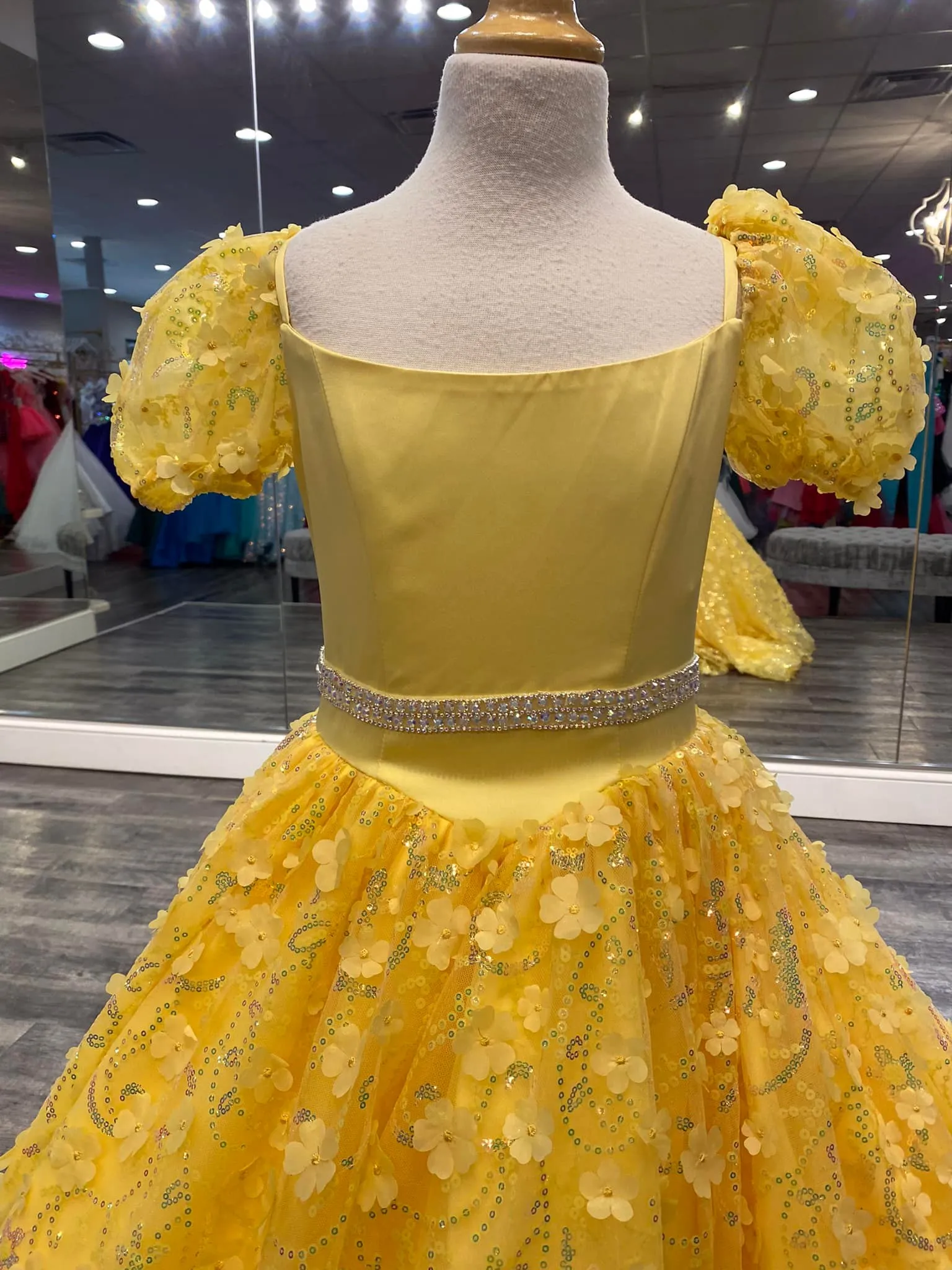 Juniors yellow dress store