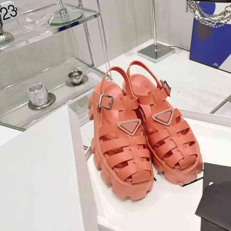 Witte sandalen nieuwe stijl vroege lente 2022 gear muffin Romeinse mode damessportschoenen trend 231215