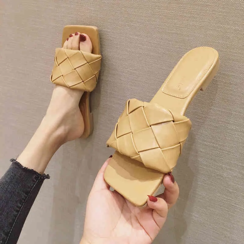 2022 летние плоские дна мода наполовину перетаскивают односторонние толстые дна тканые сандалии сандалии женские женские