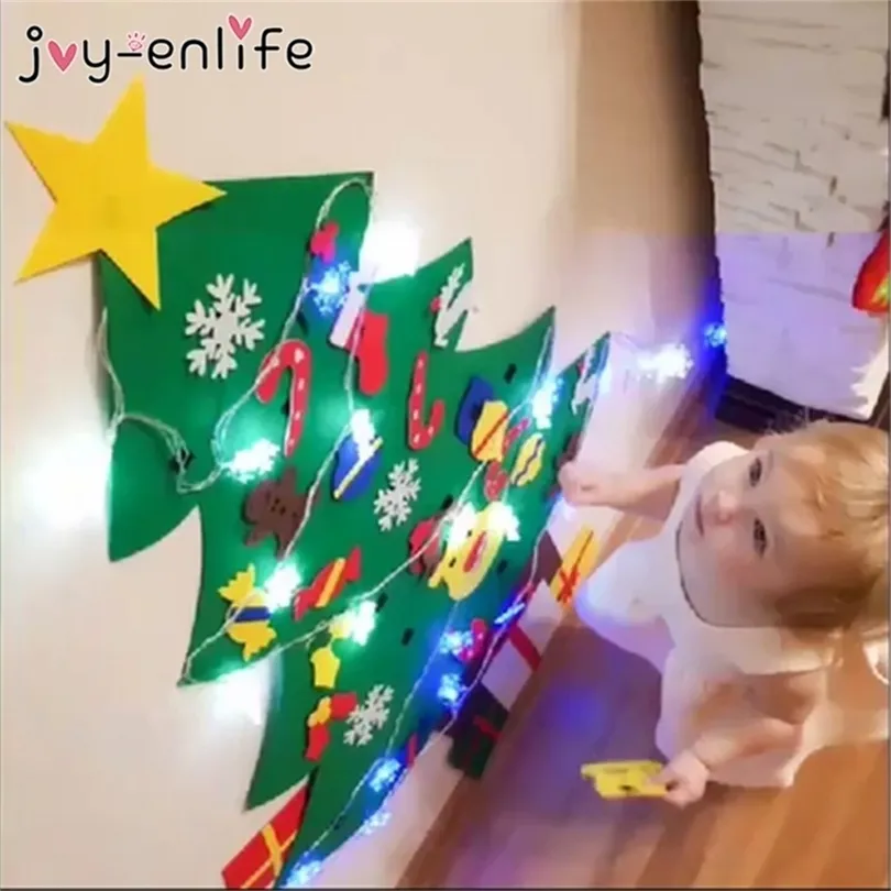 1 set Albero di Natale in feltro 3D con luce a LED da 2 m Regalo di Capodanno di Natale Natal Noel I bambini favoriscono le decorazioni natalizie per la casa 200929