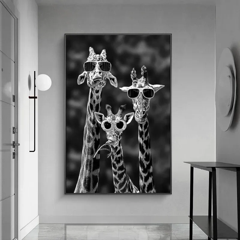Funny Giraffe Family with Sunglasses Canvas Posters and Prints Black and White Animals Paintings on The Wall Art Picture Cuadros
