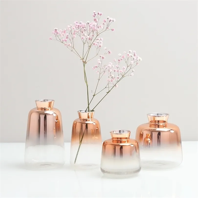 Nodic Gradient Golden Glass Vase Nordic Electroplated Flower Vases For Home Decor Dried Flower Bottle Bar Restaurant Decoration 210409