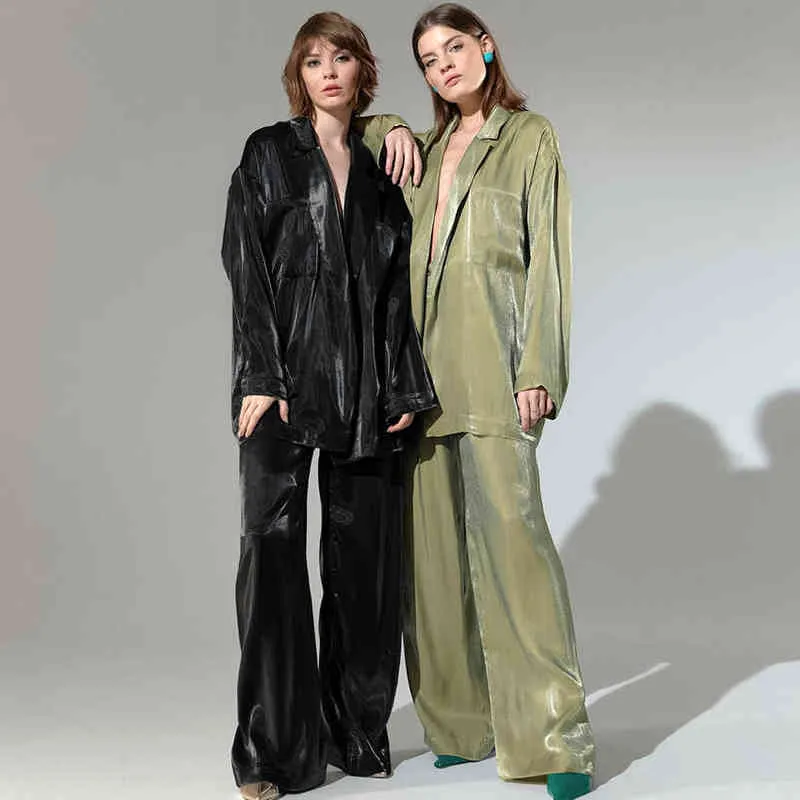 2022 Kvinnors kostymer Fashion Satin Green Loose 2 Pieces Set Comfy Jacket och Wide Ben Pants Female Trousers Suits For Women T220729