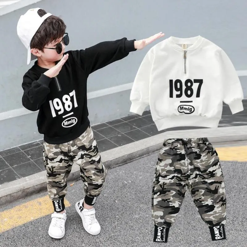 Conjuntos De Ropa Moda Primavera Conjunto Para Niños Grandes Camiseta De  Manga Larga Blanca / Negra Y Pantalones Cargo Traje Deportivo De Dos Piezas  Chándales Para Adolescentes Ropa De 14,44 €